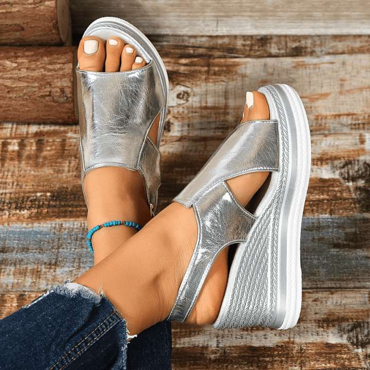 Baylie - Stijlvolle Metallic Sandalen