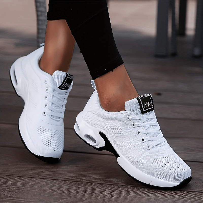 Luchtgeveerde ademende antislip sneakers