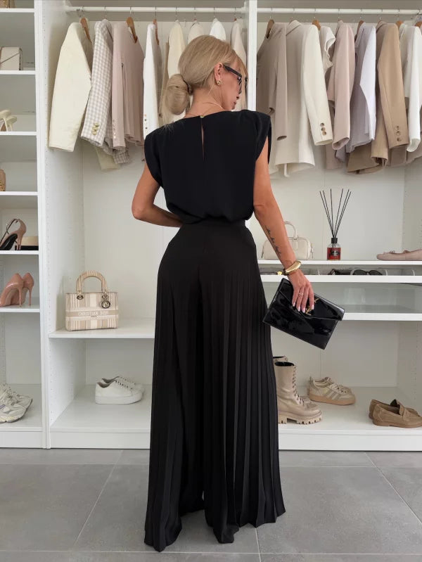 Marian - Elegant Plissé Ensemble